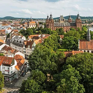 Zum Goldenen Ochsen Am Schlossgarten Aschaffenburg
